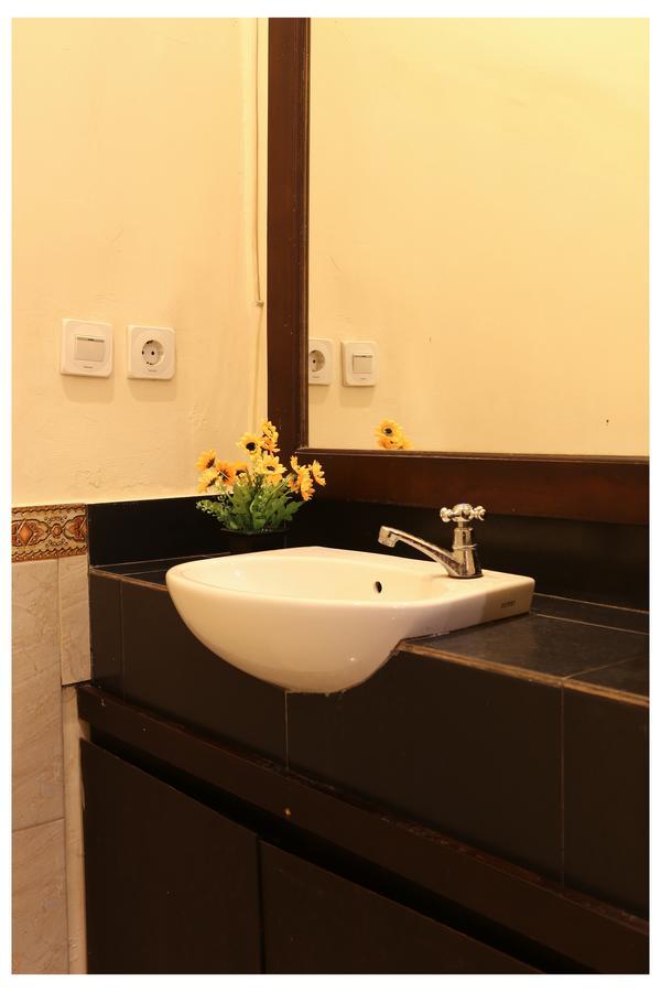 Donna Homestay Sanur  Exterior photo