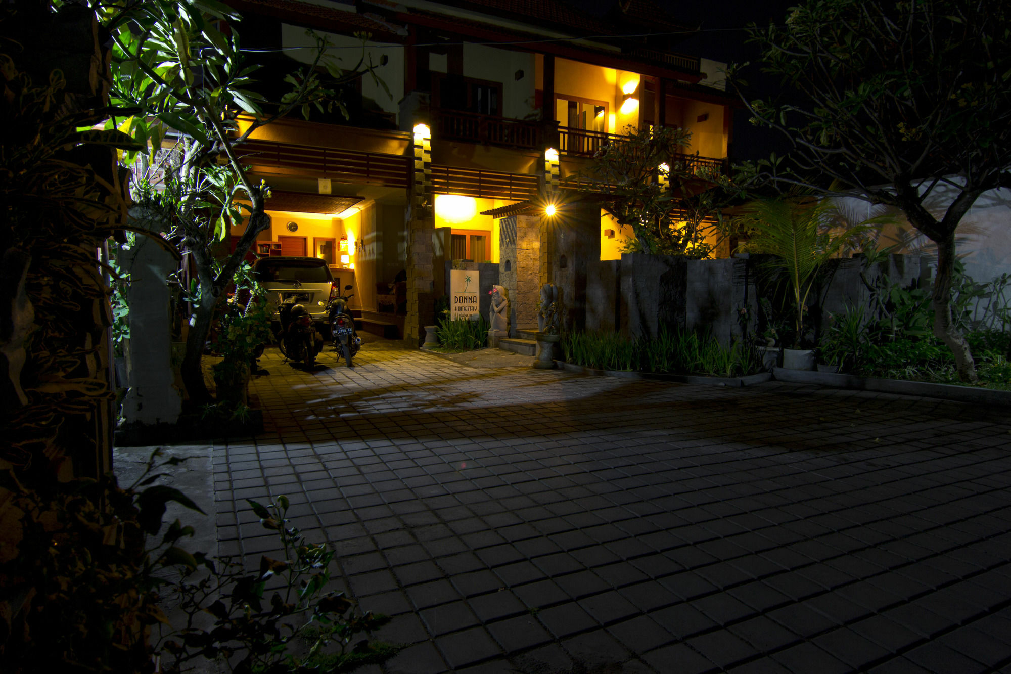 Donna Homestay Sanur  Exterior photo